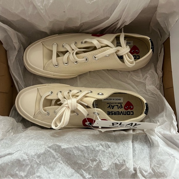 Converse x Comme des Garçons Play White Sneakers - Picture 7 of 8
